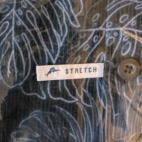 NFL Bahama Coast Luminescent Fronds Short-Sleeve Shirt - Picture 3 of 4